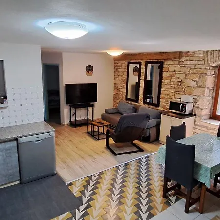 Holiday Home Dom wakacyjny Pula